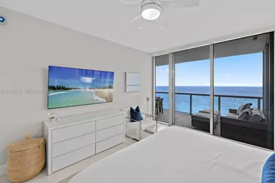 6799 Collins Ave #1404, Miami Beach, FL 33141 - Photo 9