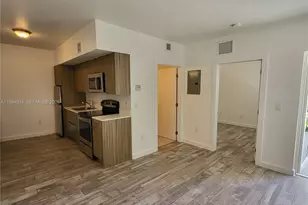 557 Michigan Ave, Miami Beach, FL 33139 - Photo 7