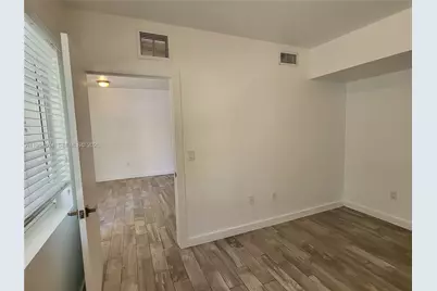 557 Michigan Ave #113, Miami Beach, FL 33139 - Photo 23