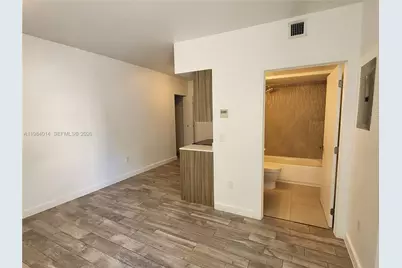 557 Michigan Ave #113, Miami Beach, FL 33139 - Photo 5