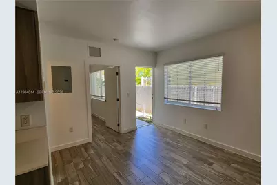 557 Michigan Ave #113, Miami Beach, FL 33139 - Photo 15