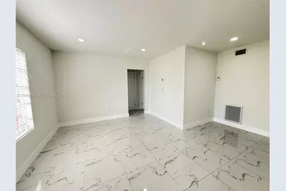 617 SW 11th St #14E, Miami, FL 33129 - Photo 3