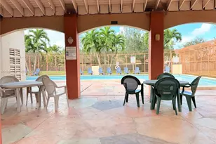 10233 NW 9 St, Miami, FL 33172 - Photo 17