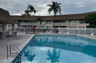 7450 Miami Lakes Dr, Miami Lakes, FL 33014 - Photo 9