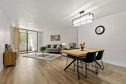 10852 N Kendall Dr #317, Miami, FL 33176 - Photo 9