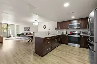 10852 N Kendall Dr, Miami, FL 33176 - Photo 1