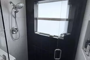 5861 NW Cullom Cir, Port Saint Lucie, FL 34986 - Photo 9