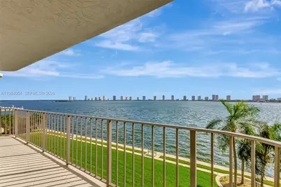801 Lake Shore Dr #403, Lake Park, FL 33403 - Photo 13