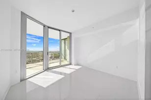 851 NE 1st Ave, Miami, FL 33132 - Photo 11