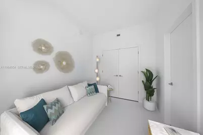 851 NE 1st Ave #4010, Miami, FL 33132 - Photo 5