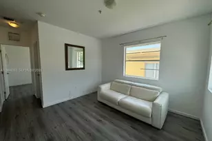 810 7th St, Miami Beach, FL 33139 - Photo 7