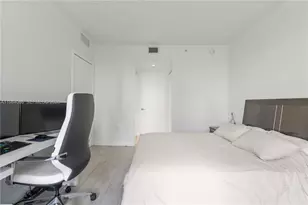 45 SW 9th St, Miami, FL 33130 - Photo 21