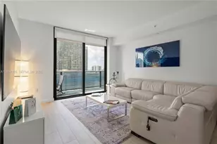45 SW 9th St, Miami, FL 33130 - Photo 11