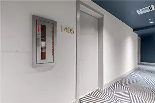 45 SW 9th St, Miami, FL 33130 - Photo 3