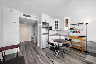 19201 Collins Ave, Sunny Isles Beach, FL 33160 - Photo 9