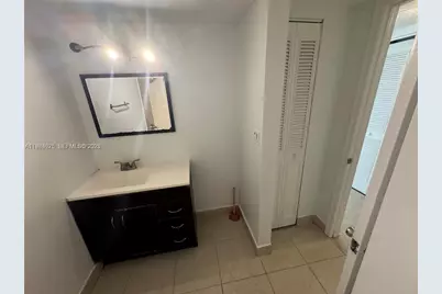 20850 San Simeon Way #107-5, Miami, FL 33179 - Photo 13