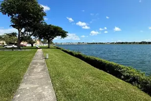 20850 San Simeon Way, Miami, FL 33179 - Photo 15