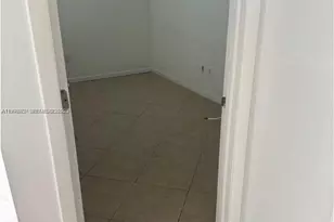 20850 San Simeon Way, Miami, FL 33179 - Photo 5