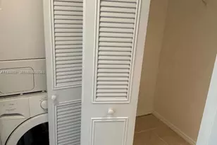 20850 San Simeon Way, Miami, FL 33179 - Photo 11