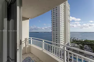 770 Claughton Island Dr, Miami, FL 33131 - Photo 3