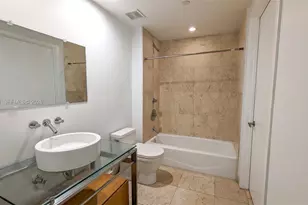 6000 Collins Ave, Miami Beach, FL 33140 - Photo 13