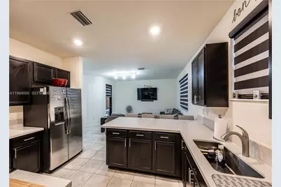 141 NE 24th Ave, Homestead, FL 33033 - Photo 11