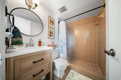 10141 Woodbury Ct, Pembroke Pines, FL 33026 - Photo 11