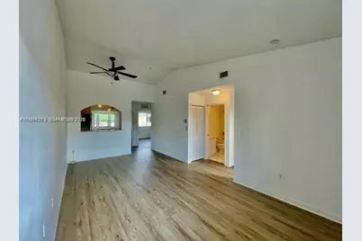 975 NE 33rd Ter #203, Homestead, FL 33033 - Photo 5