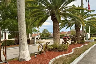 3858 SW 153rd Pl, Miami, FL 33185 - Photo 3