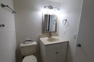 10885 NW 7th St, Miami, FL 33172 - Photo 13