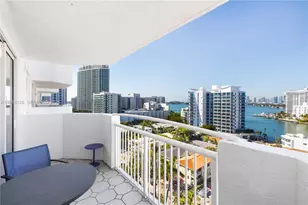 1621 Bay Rd, Miami Beach, FL 33139 - Photo 5