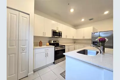 2761 NW 55th Way, Lauderhill, FL 33313 - Photo 5