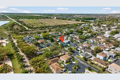 9756 SW 222nd St, Cutler Bay, FL 33190 - Photo 45