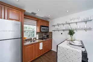 265-B Palm Ave, Miami Beach, FL 33139 - Photo 9