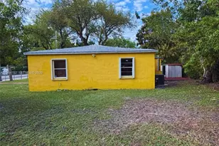 14215 NE 9th Ave, North Miami, FL 33161 - Photo 5