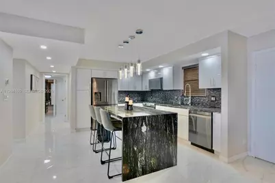 605 Ives Dairy Rd #305-7, Miami, FL 33179 - Photo 5