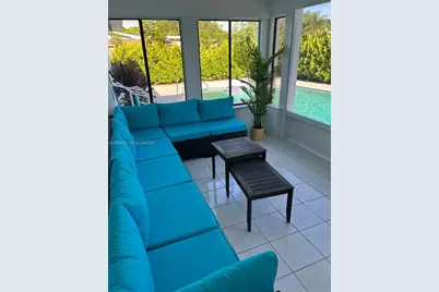 6900 SW 3rd St, Pembroke Pines, FL 33023 - Photo 13