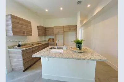 3653 SW 25th St #3653, Miami, FL 33133 - Photo 13