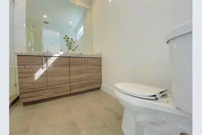 3653 SW 25th St #3653, Miami, FL 33133 - Photo 5