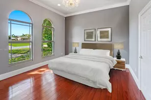 117 NW 8th St, Boca Raton, FL 33432 - Photo 17