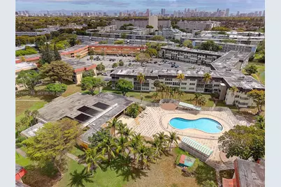 19001 NE 14th Ave #221, Miami, FL 33179 - Photo 13