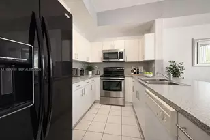 10909 NW 43rd Ln, Doral, FL 33178 - Photo 5