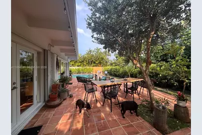 240 Greenwood Dr #240, Key Biscayne, FL 33149 - Photo 17