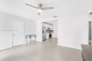 1432 NE 5th Ave, Fort Lauderdale, FL 33304 - Photo 5