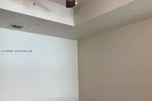 3330 NE 190th St, Aventura, FL 33180 - Photo 17