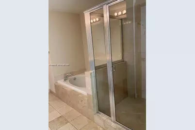 3330 NE 190th St #1018, Aventura, FL 33180 - Photo 11