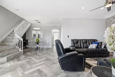 11201 Sunview Way, Cooper City, FL 33026 - Photo 7