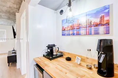 201 NW 7th St #307, Miami, FL 33136 - Photo 5