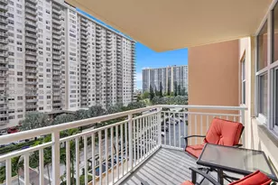 251 174th St, Sunny Isles Beach, FL 33160 - Photo 41