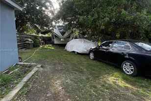 23110 SW 123rd Ct, Miami, FL 33170 - Photo 3